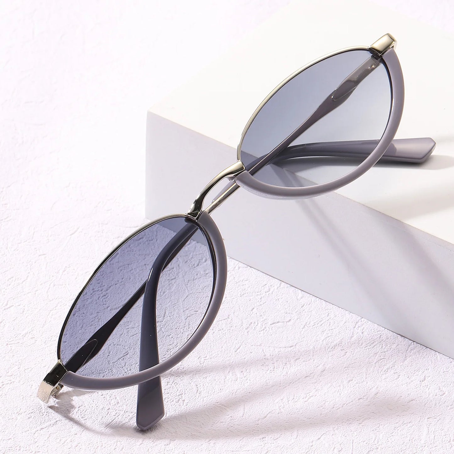 Luna Oval Sunglasses